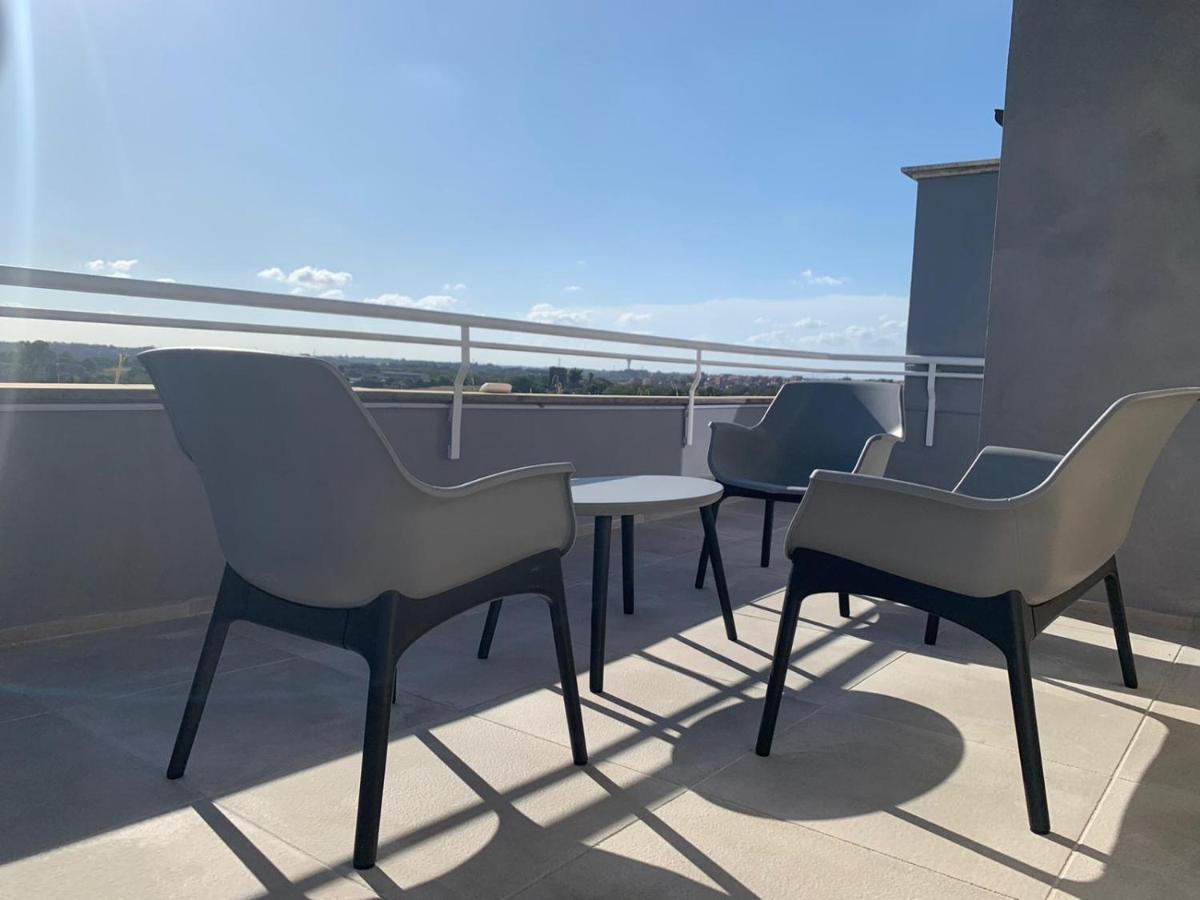 Penthouse Aureliana Attico Con Piscina A Roma 아파트 외부 사진