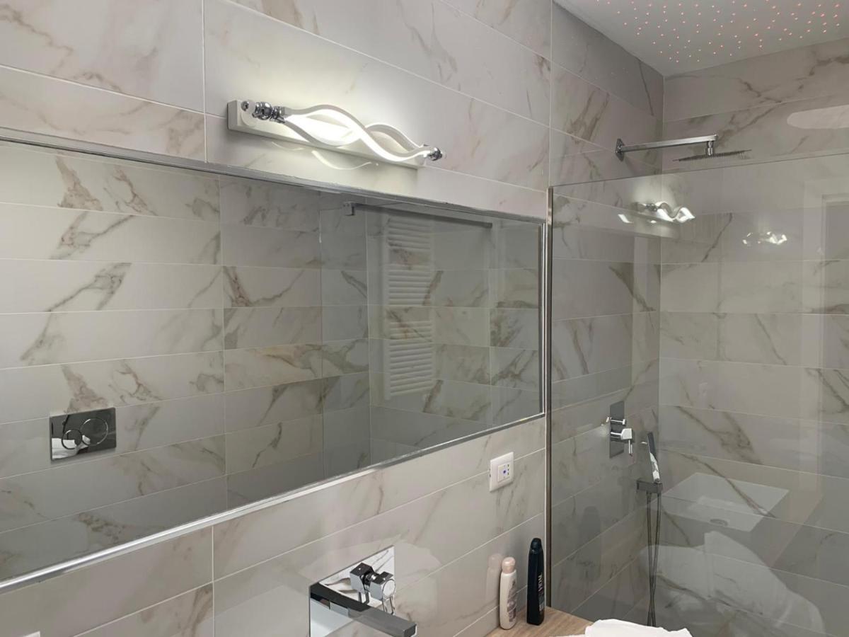 Penthouse Aureliana Attico Con Piscina A Roma 아파트 외부 사진